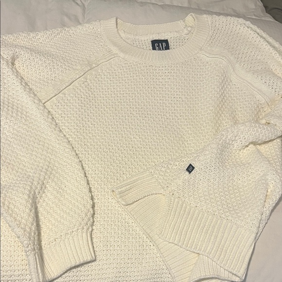 GAP Sweaters - GAP Off-White Textured Crewneck Sweater